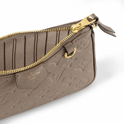 Easy Pouch On Strap Monogram Empreinte Leather in Damenbrieftaschen und Kleinlederwaren