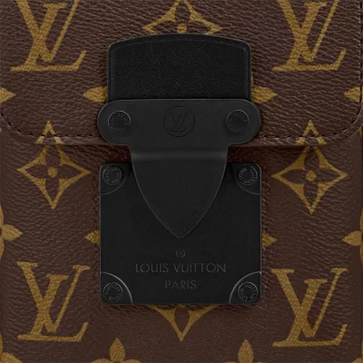 S-Lock Vertical Wearable Wallet Monogram Macassar Canvas in Herrentaschen kleinen Taschen und Gürteltaschen